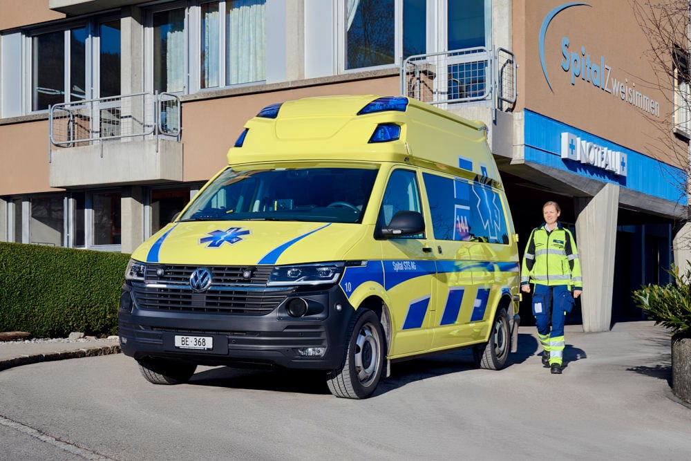 Rettungswagen Spital Zweisimmen