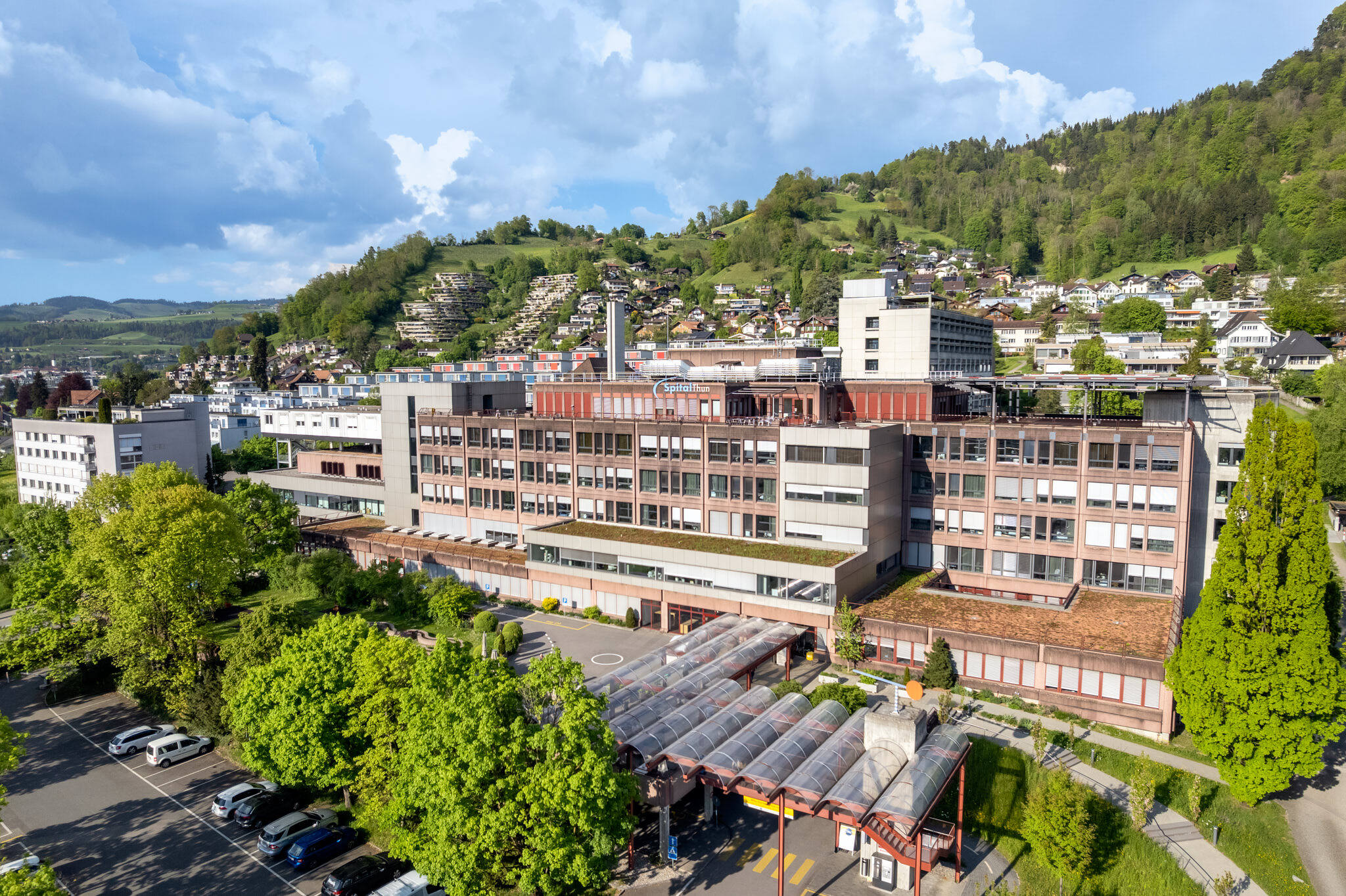 2025-04-29-Fokus-PDT-Spital-Thun-Aussenaufnhamen-andremaurer-ch-1628-HDR